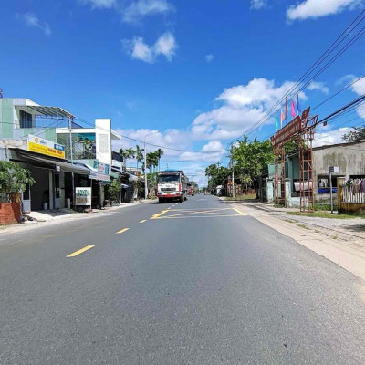 Sụp hầm lô ngang 10m gần chợ Đại Hiệp sát lộ giá chỉ 4xxtr