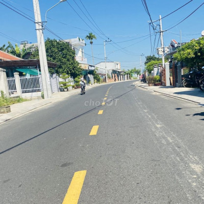 Bán gấp 145m2 cạnh Hồ bơi Xuyên Tây và trường tiểu học số Nam Phước