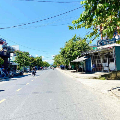 Bán gấp đất đô thị sát mặt tiền Hùng Vương đắc địa trung tâm Thị Trấn