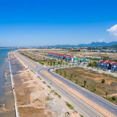 ĐẤT NỀN VEN BIỂN 635 TRIỆU TẠI KĐT BIỂN VỊNH AN HOÀ- SỔ  ĐỎ