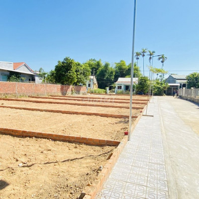 Tin được không chỉ 400tr có ngay lô đất cạnh UBND Huyện - Đường 10.5m