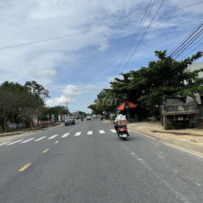 Bán lô ngay ngã 3 Đại Hiệp sát lộ 14B giá sốc chỉ 499 Triệu sổ sẵn cc