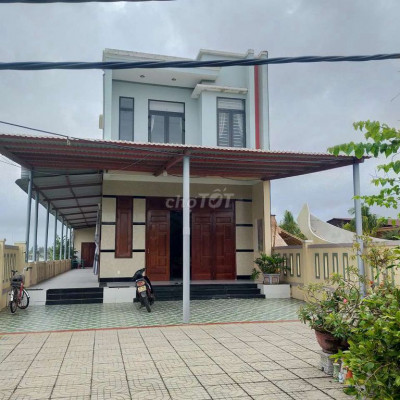 Chào bán tuyệt phẩm , 270 mv đường Thanh Niên, nhà 2 tầng, khu resort