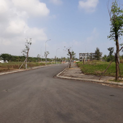 Chuyển nhượng lô 1B cách đại học FPT 300m giá tốt