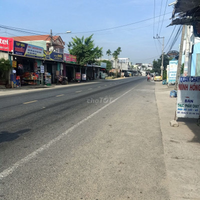 Đấu Lưng trục Nguyễn Tất Thành/Ngang 8m/trả 350 Triệu công chứng(HTV)