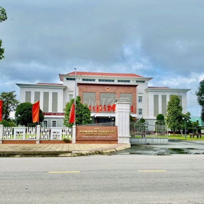 Bán gấp 834m2 đất ở hoàn toàn sau UBND Thị Trấn Nam Phước