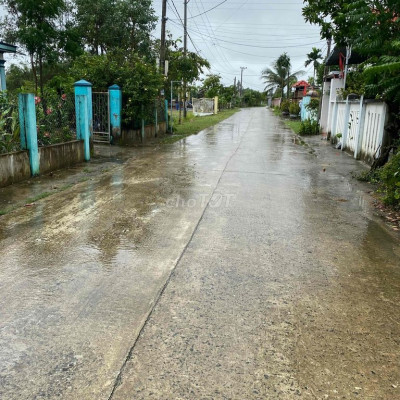 Bán lô đất giáp ranh Đà Nẵng góc 2 mặt tiền