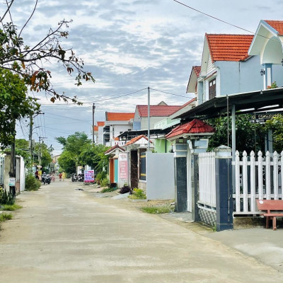 400 triệu sở hữu đất thị trấn Ái Nghĩa 150m2 (7.5x20) có sổ