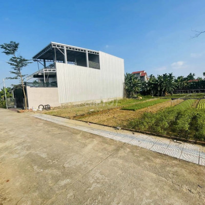 Đất trung tâm thị trấn cách Đà Nẵng 4km