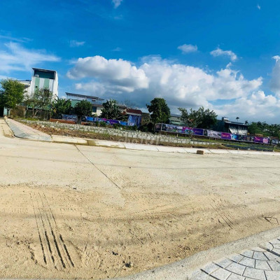 Sẵn sổ 2 lô LK, đường 7m, cách Cầu Rồng 23km. Gía 735 triệu - 145 m2.