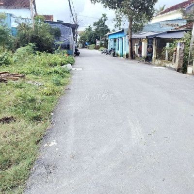 bán đất Đường Hồng lư lẫu thu hương.2 Mặt tiền đường nhựa qh 17m,