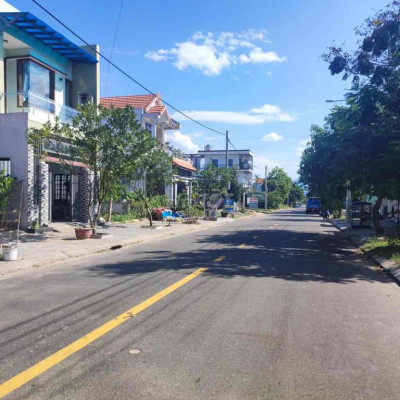 Đất trung tâm thị trấn giá cực tốt