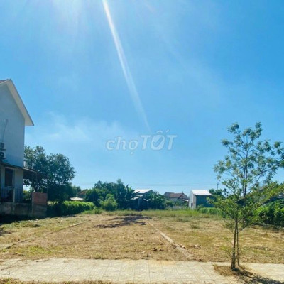 Bán 2 lô đường 6m, Ngang 6m, 145m2, cách Nguyễn văn Linh Đà Nẵng 20KM.