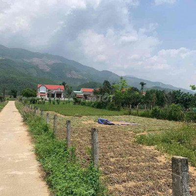 Chính chủ cần bán gáp lô đất 2 mặt kiệt đường xe tăng , khu dân cư sầm