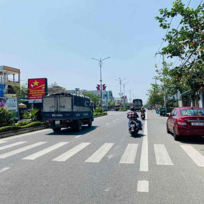 Đường 5m5- Ngang 8m-Giáp sụp 400tr,Hỗ trợ trả chậm Ko lãi