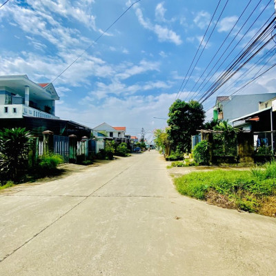 Mặt tiền KD buôn bán 20.5m - Gần Siêu Thị Go - Bệnh Viện Vĩnh Đức