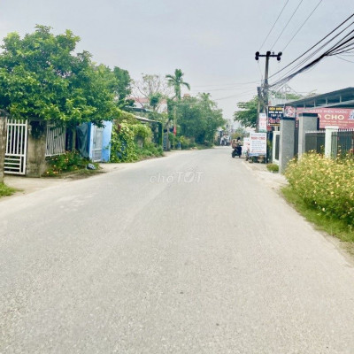 Đất ở đô thị Trung Tâm thị Trấn- 120m2 đường QH 7m5 giá 600tr. Sẵn Sổ