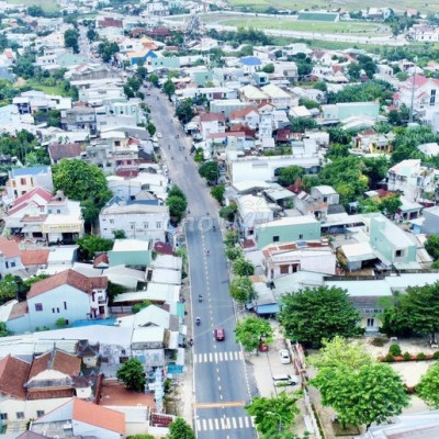 Bán gấp 150m2 đất ở đô thị đường 10.5m sát QL1A Thị Trấn Nam