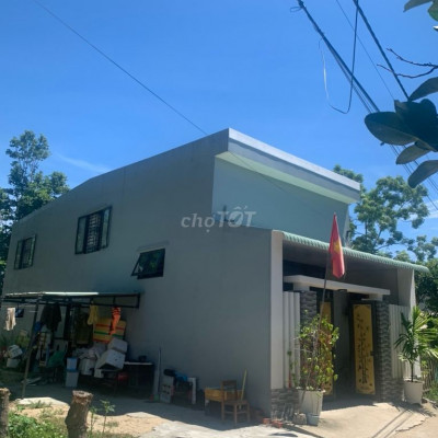 Bán nhà về quê, vc trẻ mua chỉ dọn vào ở