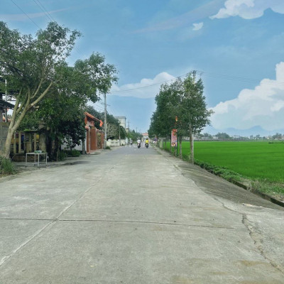 Nhượng lại lô 205m2 mt 7m5 gần cay xăng số 6 Điện thọ Điện Bàn 5XX CC