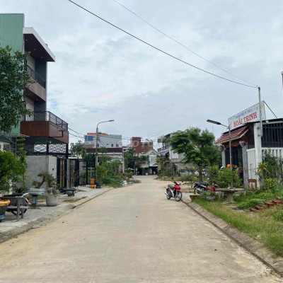 ĐẤT TRUNG TÂM ÁI NGHĨA 160m2 (ngang 9m) đường 5m có sổ