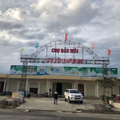 Kiot chợ Điện Ngọc, 9 m2, trái cây, thực phẩm khô, mặt tiền, đã có sổ