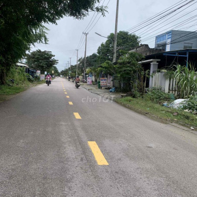 MT KD QL14E ngay khu CN hà lam - chợ được. 5x22 . sẵn nhà cấp 4.