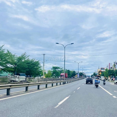 Bán 5Lô Liền Kề Ngay QL1A, gần chợ đầu mối,đường đã mở rộng giá 980tr