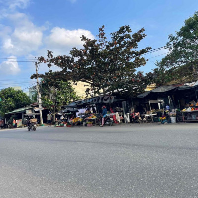 CHÍNH CHỦ CẦN BÁN LÔ ĐẤT TÂM HUYẾT CÁCH CHỢ LẠC THÀNH CHỈ 200m