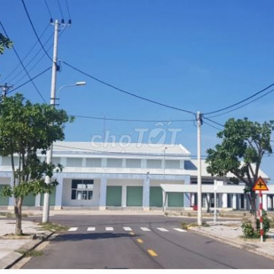 MẶT TIỀN ĐỐI DIỆN TRUNG TÂM CHỢ ĐIỆN NAM BẮC CẮT LỖ SÂU