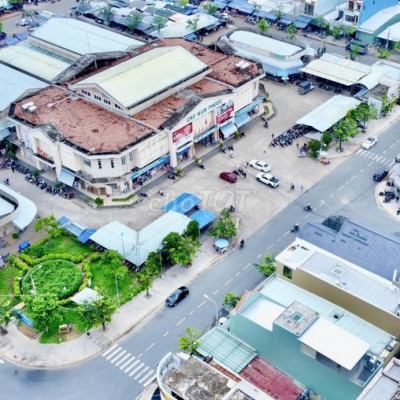 Chính Chủ cần bán gấp trước Tết 180m2 ngay TT Nam Phước-Đường QH9m5