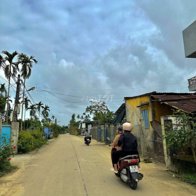 Chào xuân 2024 bán 7 lô liền kề sổ sẵn chỉ 430 triệu/lô Điện Hồng ĐBàn