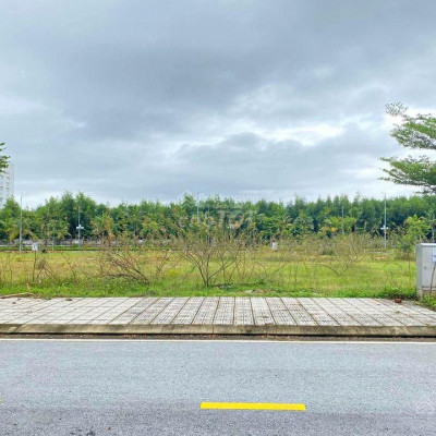 Bán gấp lô đất ven biển DT 160m2 chỉ 1 tỷ xx, giá thấp nhất thị trường