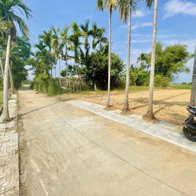 Đất nền ven Đà Nẵng giáp TT Ái Nghĩa và cách trục chính 300m.