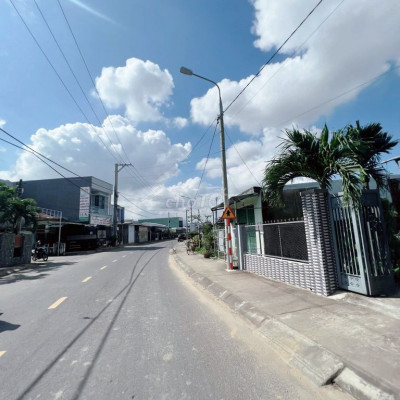 Đất Biệt thự view sông, làm Farm villa diện tích to rộng. Gía 6tr/1m2.