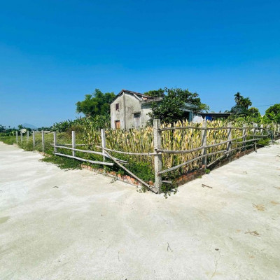 Bán lỗ lô góc View đẹp Ngang 7m5 - Gần Chợ Lạc Thành