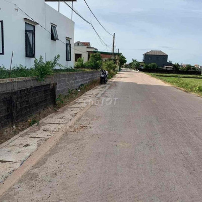 Cần ra đi lô đất 220m2 gần chợ lệ trạch hoà tiến Đà Nẵng. - diện tích