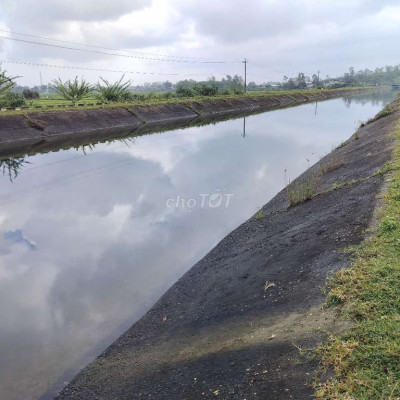 Chính chủ bán đất views kênh chính phú ninh 1700m2 có 300 đất ở