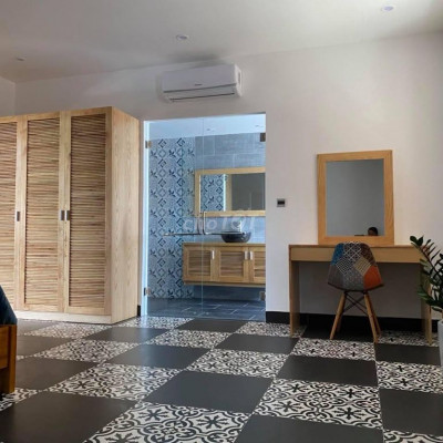 Bán tòa căn hộ với hồ tôm 2000mv khu Cẩm Thanh-doanh thu hơn 50tr/th