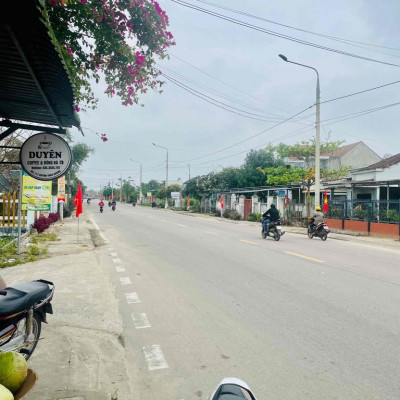 Bán đất mặt tiền Huỳnh Thúc Kháng , thị trấn Hà Lam giá 1ty550