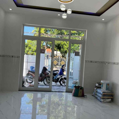 Nhà Tứ Ngân Điện Ngọc giá rẻ