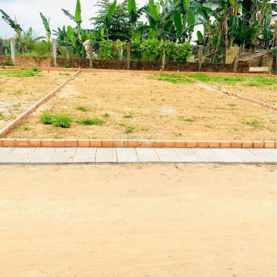 đất chính chủ chỉ khu dân cư chỉ 400 triệu