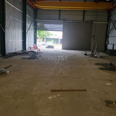 Cho thuê KHO  - Điện Nam điện Ngọc kèm cẩu trục