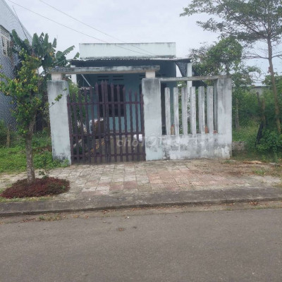 Nhà cấp 4 ngân câu, cách chợ điện ngọc 300m