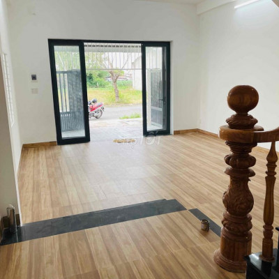 chuyển công tác, cần ra nhanh nhà ngân câu