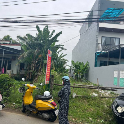 Bán nhanh lô mặt tiền đường nhựa 206m2 chỉ 850 TRiệu