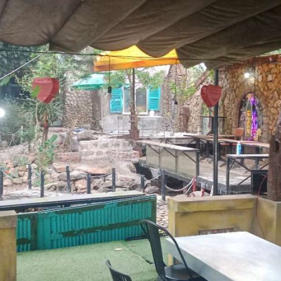 Cho thuê quán cf sân vườn có sẵn mọi thứ