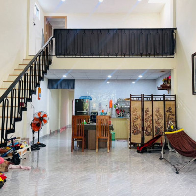 Chủ cần bán nhà lững đúc , diện tích lớn Điện Hoà - Điện Bàn