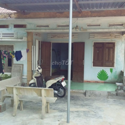 Cho thuê nhà riêng mặt tiền đường 10m, ngay ngã ba thị xã Hương An