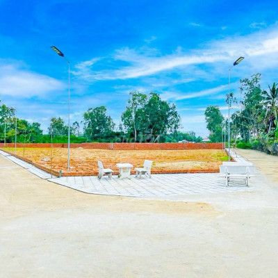 Bán lô đất chính chủ giá sụp hầm chỉ hơn 500tr dt khủng,đường oto 5.5m